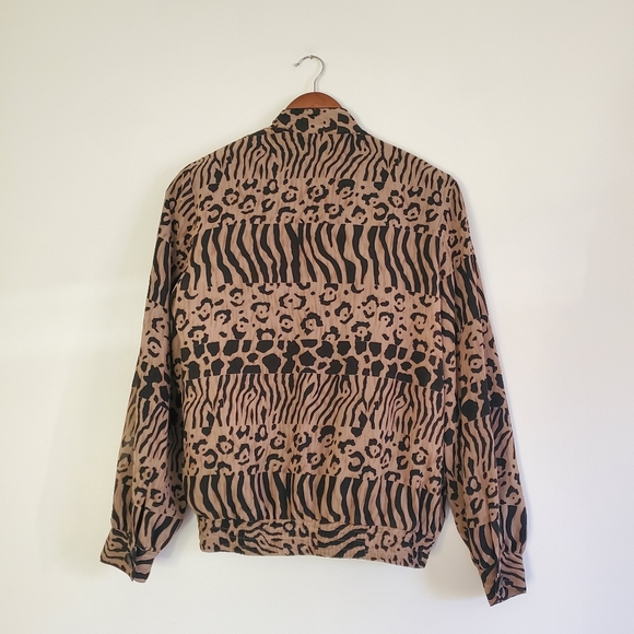VINTAGE | Nygard Collection Leopard Cheetah Print Single Breasted Blazer (8) - Picture 7 of 9